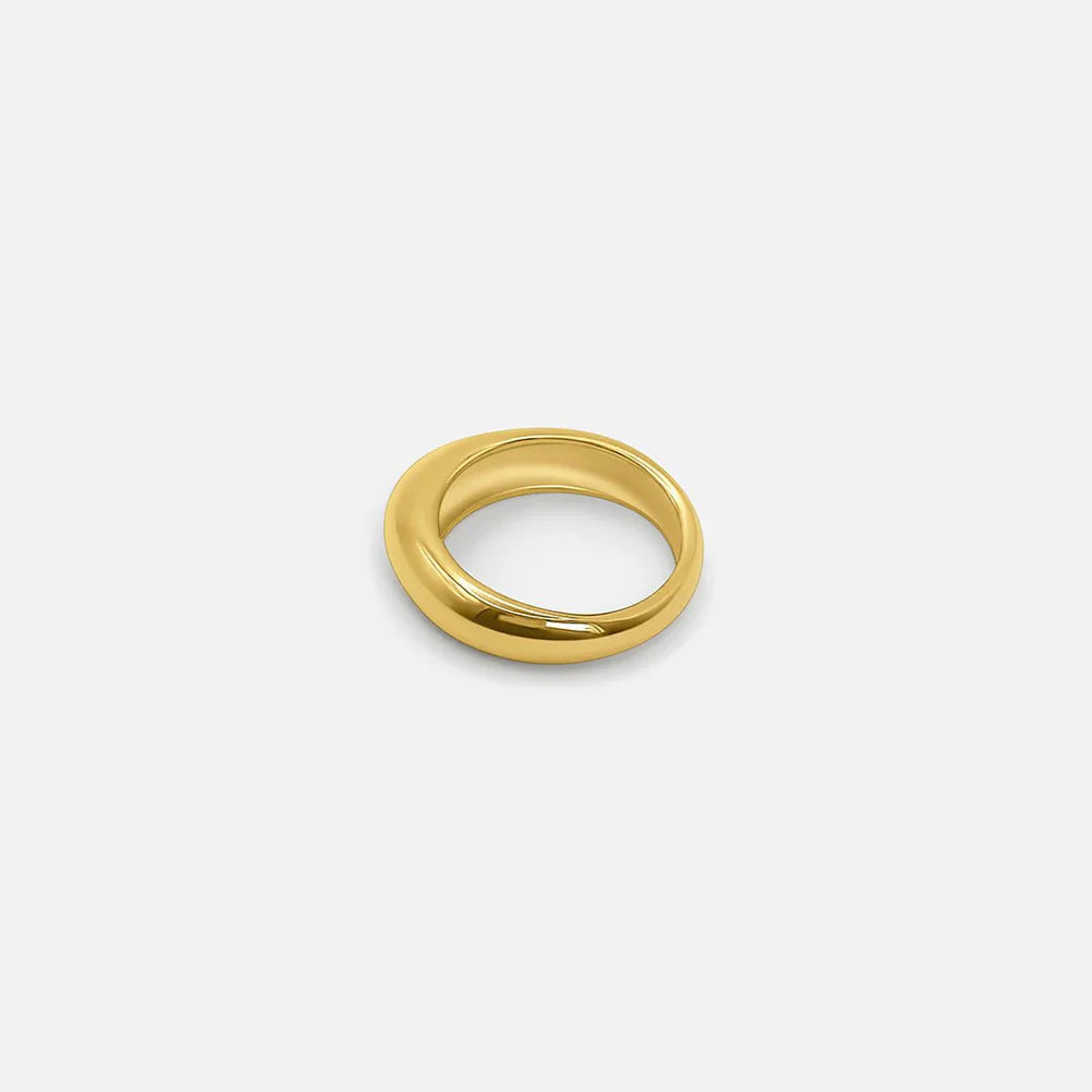 Curve Ring